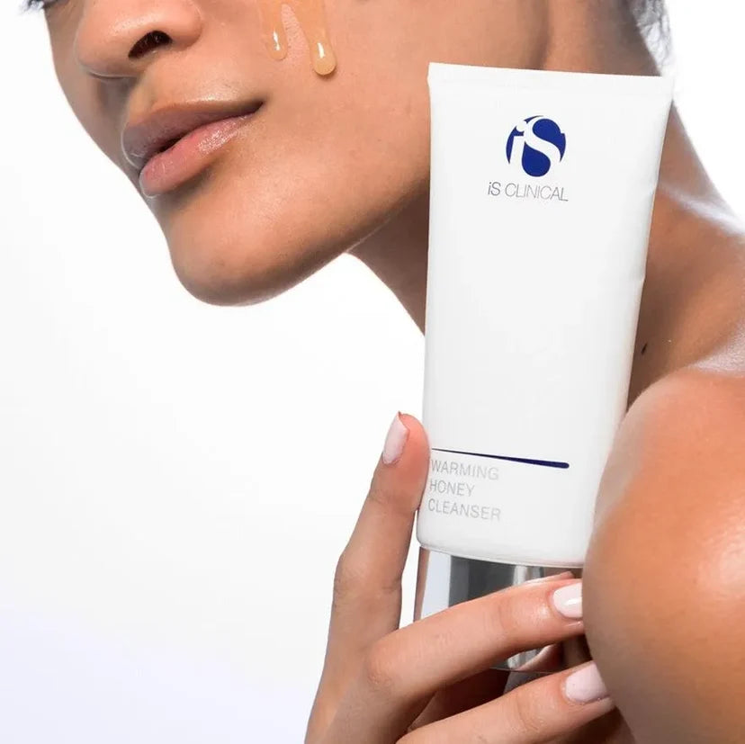 iS Clinical Warming Honey Cleanser