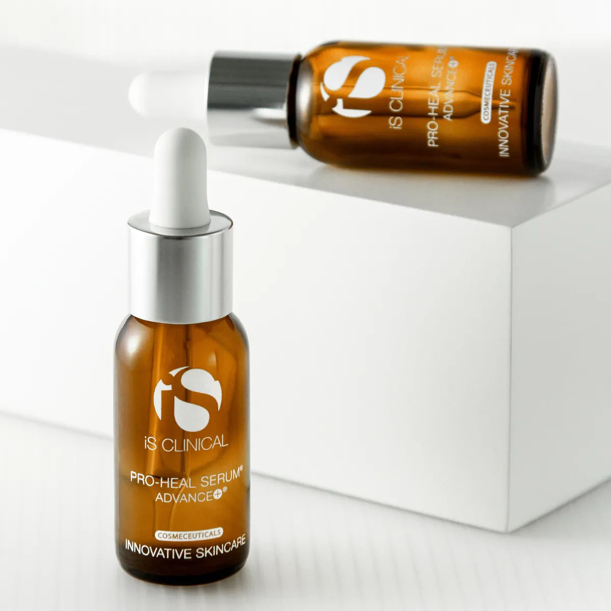 iS Clinical Pro-Heal Serum Advance+